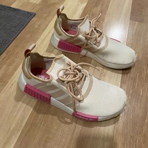 Women’s Adidas shoes